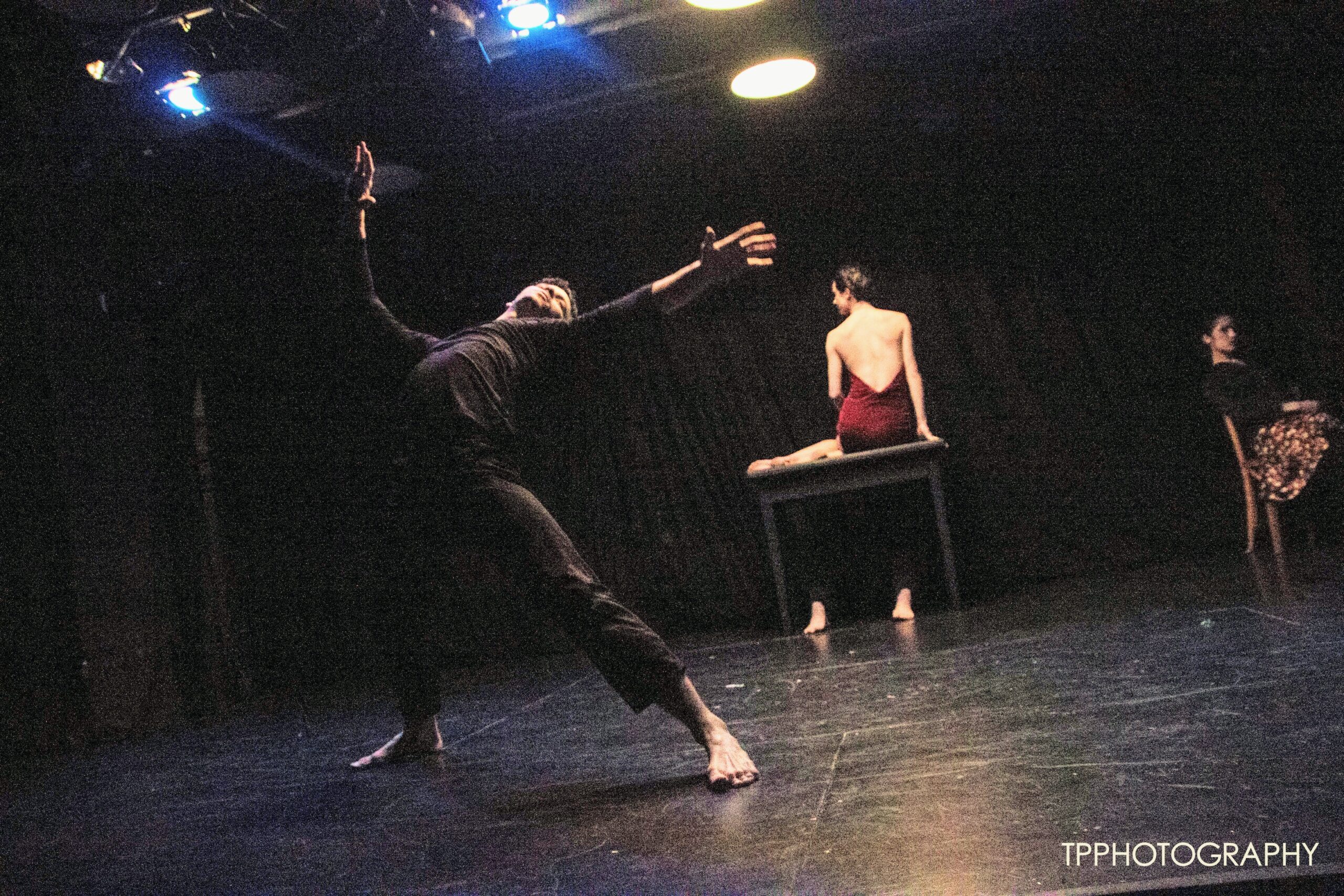 None (Contemporary Experimental Dance) Alonso Guzman 2011